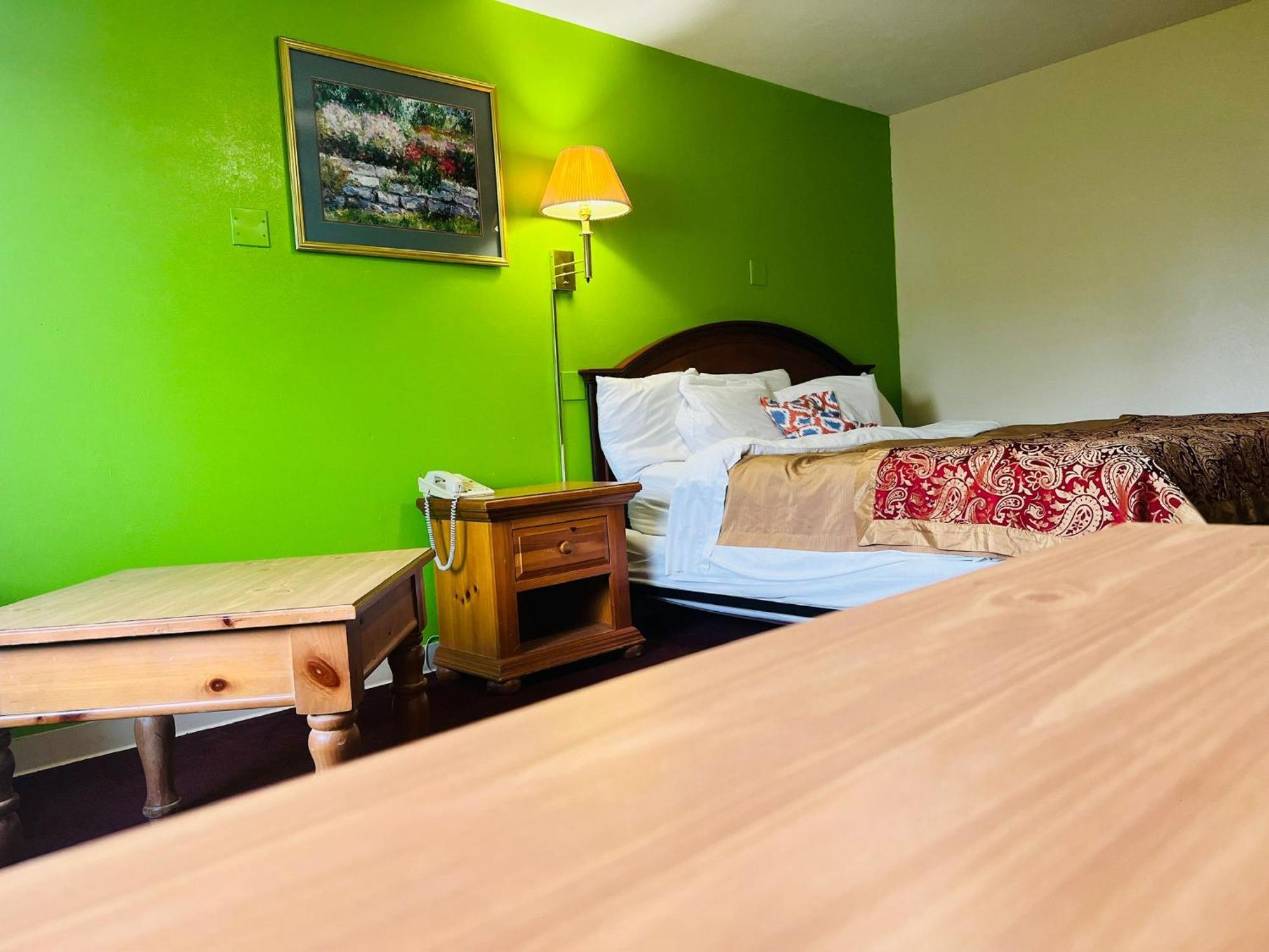 Villa Inn Motel Near Hwy 12 Wi Capital O Fort Atkinson Zewnętrze zdjęcie