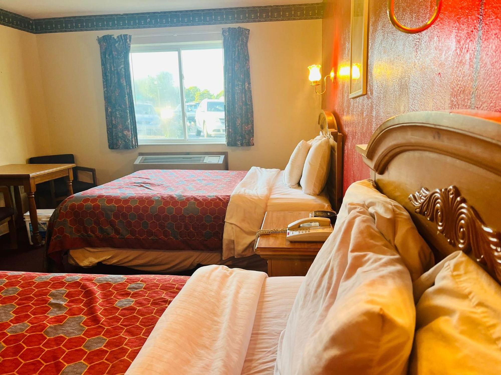 Villa Inn Motel Near Hwy 12 Wi Capital O Fort Atkinson Zewnętrze zdjęcie